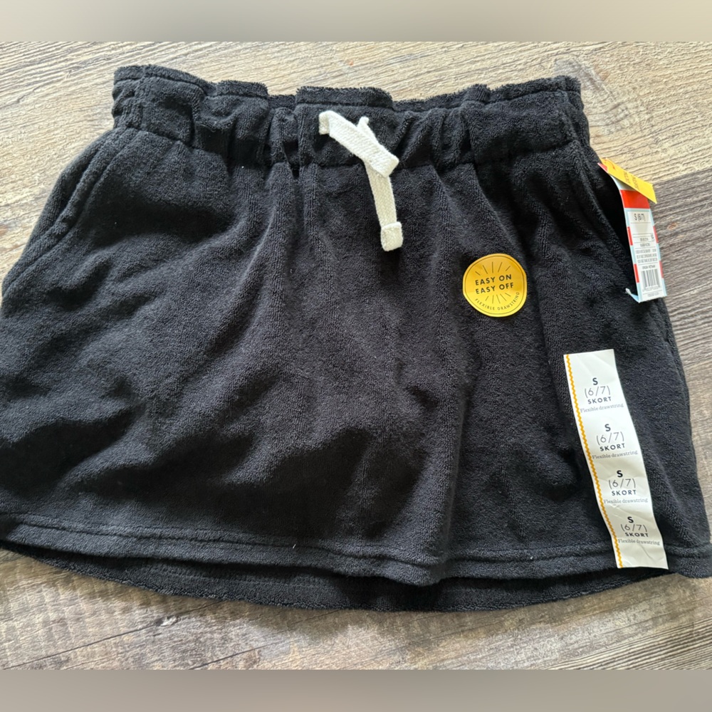 NWT‎ Girls French Terry Skirt Skort Black - Cat & Jack Small 6/7